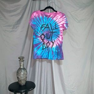 Black Fall Out Boy t-shirt